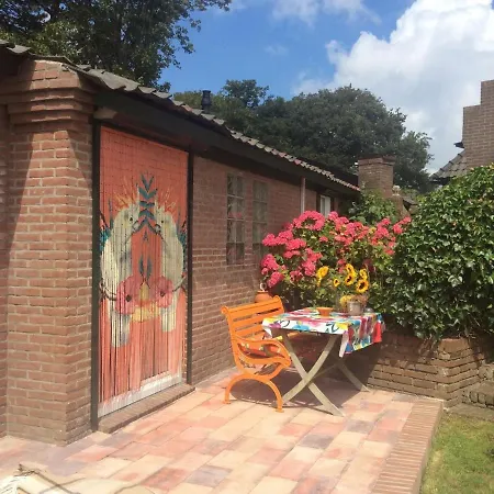 Nyaraló Comfortable By The In Egmond Rinnegom