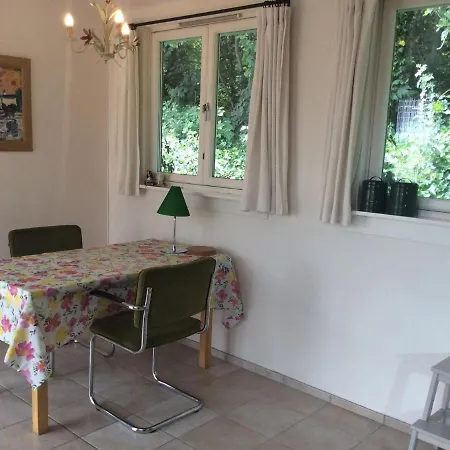 Comfortable Cottage By The Beach In Egmond Ferienhaus
